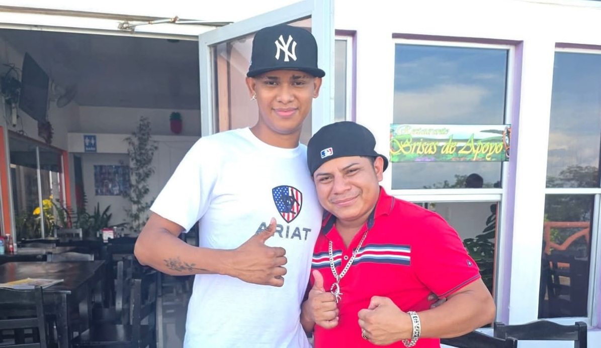 9d3db670-fea3-4f7d-aac5-d77ce2862a53